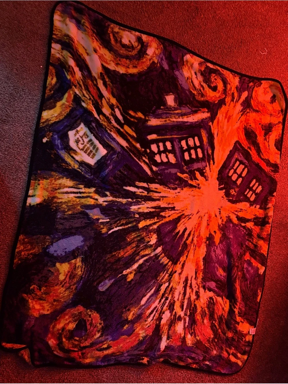 Official Doctor Who Exploding TARDIS Fleece Throw Blanket (50